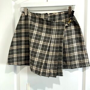 Plaid skirt